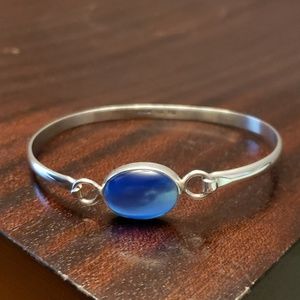Blue stoned Sterling silver bangle bracelet